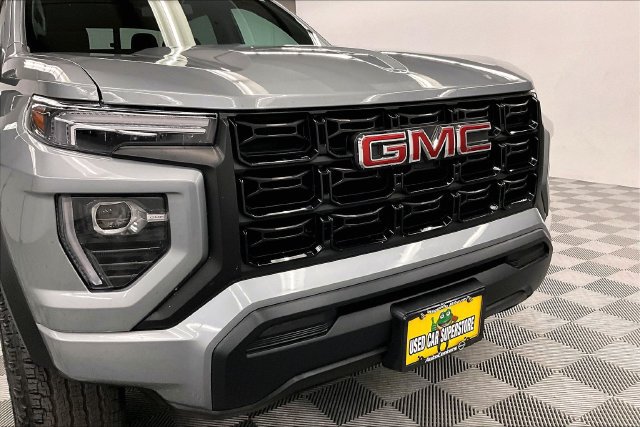 Used 2025 GMC Canyon Elevation AWD/4WD image 31