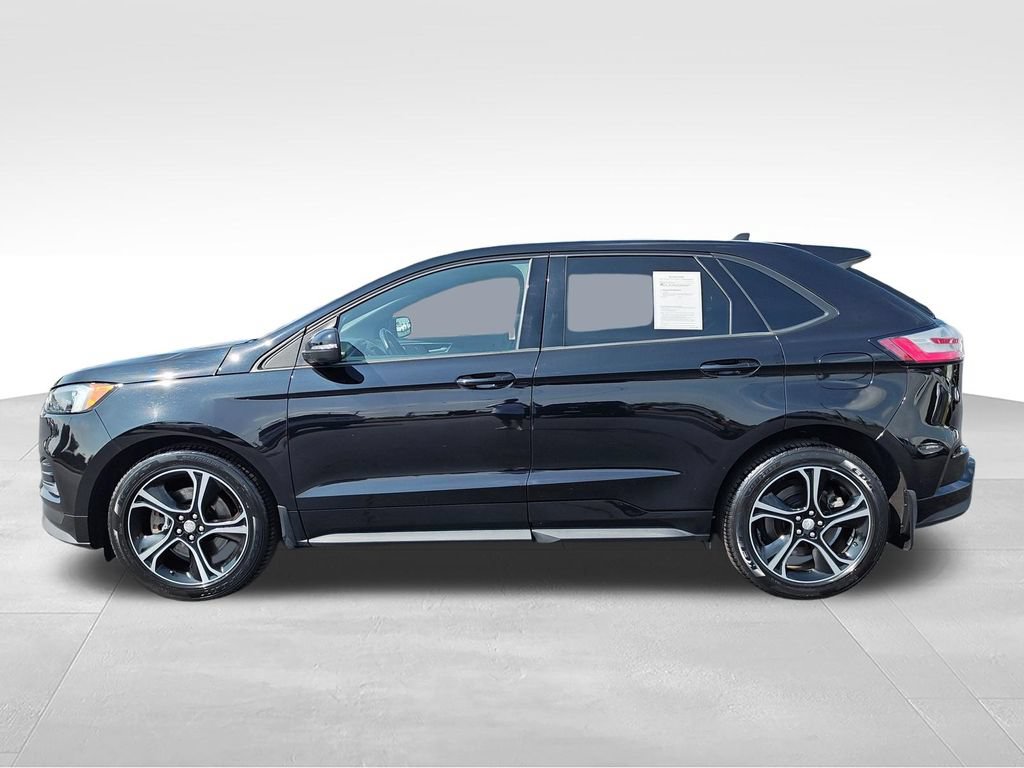 Used 2020 Ford Edge ST w/ Cold Weather Package AWD/4WD image 2