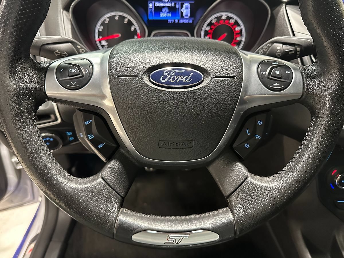 Used 2013 Ford Focus ST FWD image 30