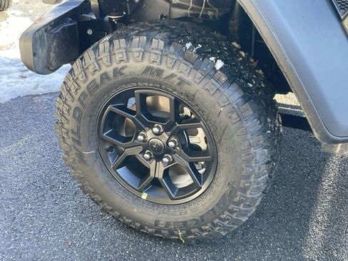 New 2026 Jeep Wrangler Unlimited Sport image 10