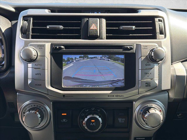 Used 2018 Toyota 4Runner SR5 AWD/4WD image 19