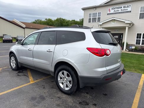 Used 2010 Chevrolet Traverse LT w/ Personal Connectivity Package AWD/4WD image 8