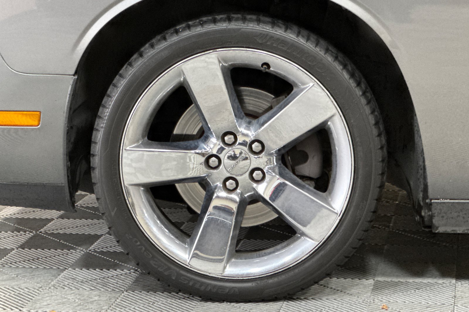Used 2011 Dodge Challenger RWD image 41