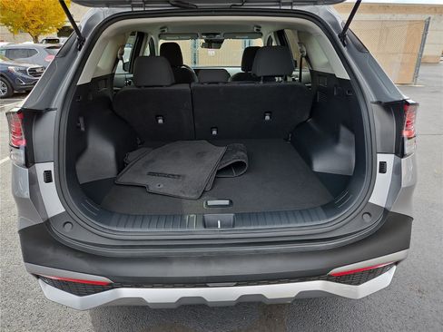 Certified 2025 Kia Sportage LX image 5