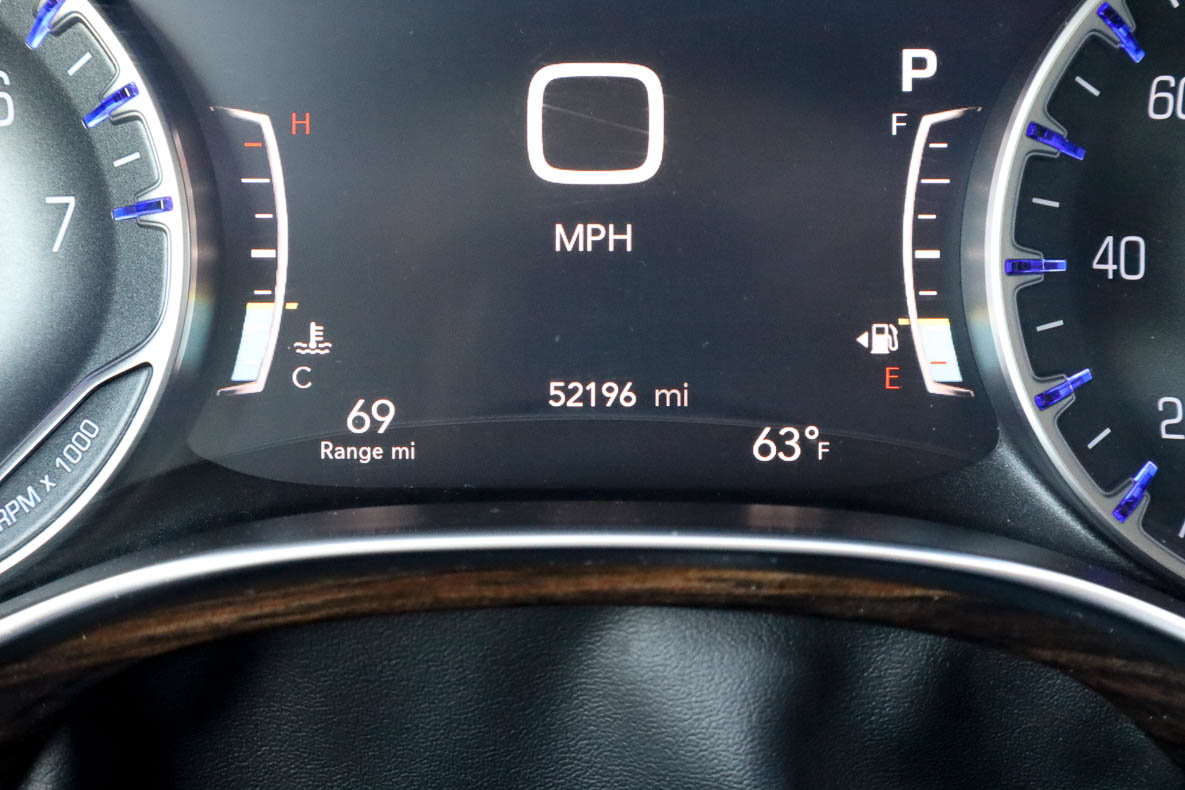 Used 2024 Chrysler Pacifica Limited FWD image 34