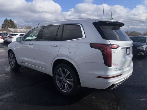 Used 2020 Cadillac XT6 Premium Luxury image 5