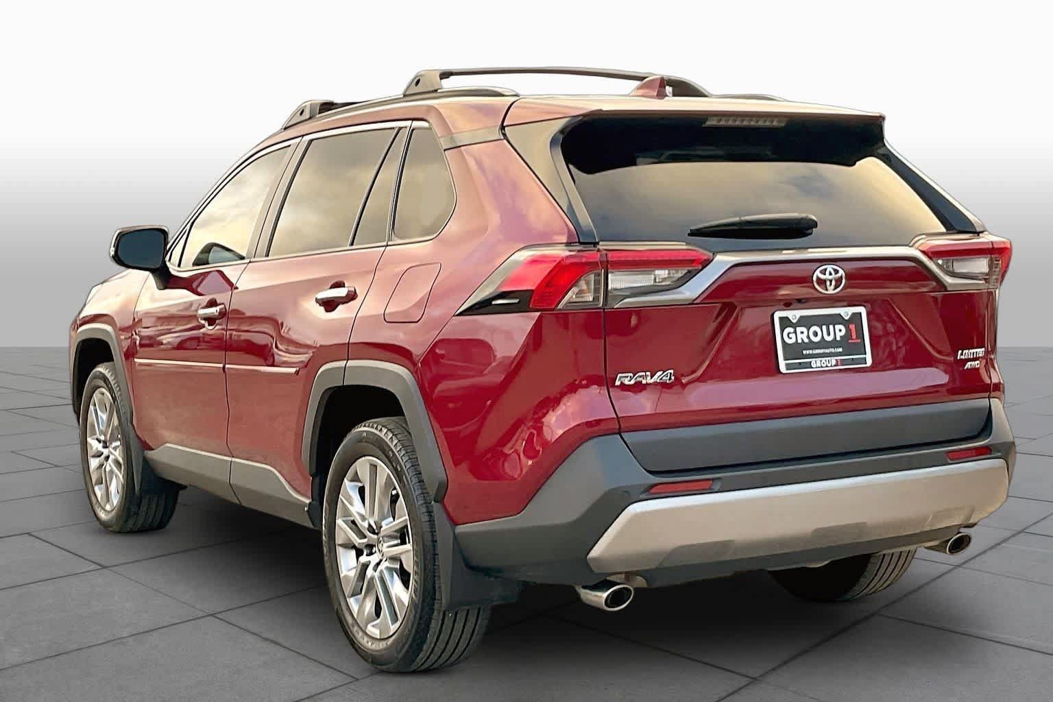 Used 2025 Toyota RAV4 Limited w/ Weather Package AWD/4WD image 12