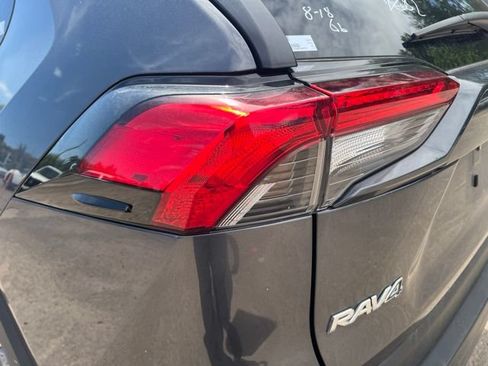 Used 2025 Toyota RAV4 XLE AWD/4WD image 10