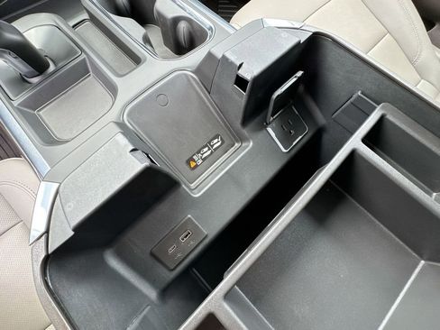 Certified 2024 Chevrolet Silverado 1500 LTZ image 38