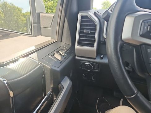 Used 2020 Ford F150 Lariat AWD/4WD image 21