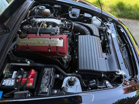 Used 2005 Honda S2000 image 77