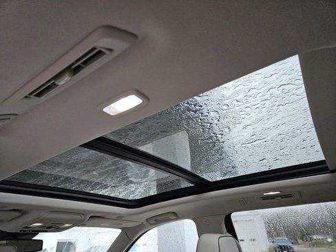 Used 2023 GMC Yukon Denali image 27