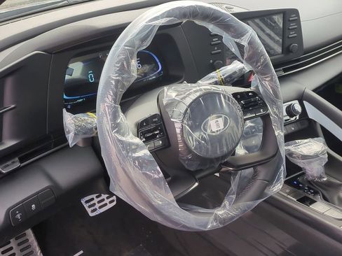 New 2026 Hyundai Elantra SEL Sport Premium FWD image 13