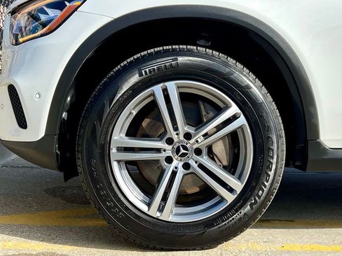 Certified 2022 Mercedes-Benz GLC 300 4MATIC image 11