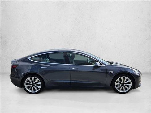 Used 2020 Tesla Model 3 Long Range image 4