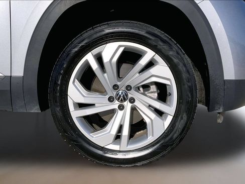 Certified 2023 Volkswagen Atlas SE FWD image 9