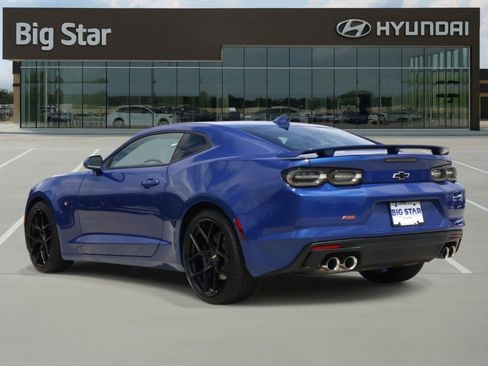 Used 2023 Chevrolet Camaro SS RWD image 3