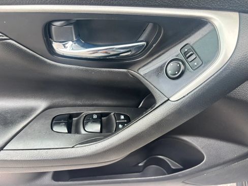 Used 2015 Nissan Altima 2.5 S w/ Power Driver Seat Package FWD image 19