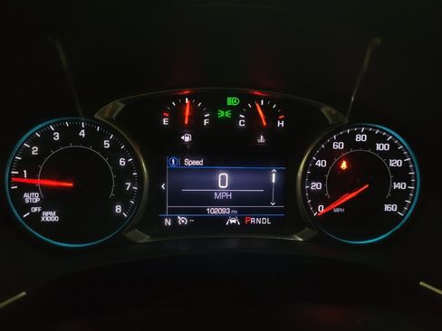 Used 2022 Chevrolet Equinox LT w/ LPO, Floor Liner Package AWD/4WD image 23