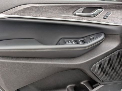 Certified 2023 Jeep Grand Cherokee L Limited image 14