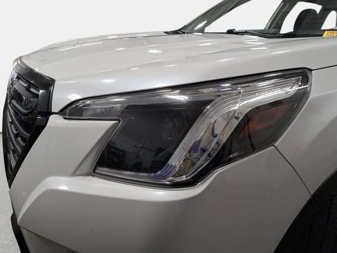 Used 2022 Subaru Forester Premium AWD/4WD image 30