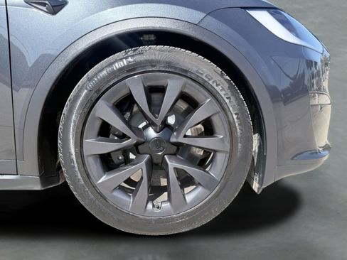 Used 2024 Tesla Model X Long Range image 10