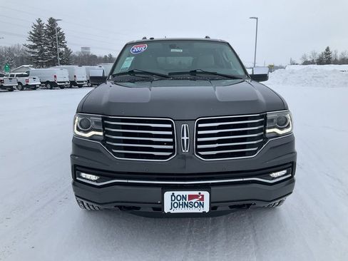 Used 2015 Lincoln Navigator 4WD image 32
