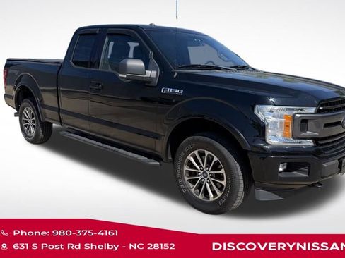 Used 2018 Ford F150 XLT w/ Equipment Group 302A Luxury image 2