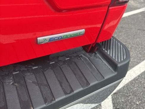 Used 2020 Ford F150 XLT image 9