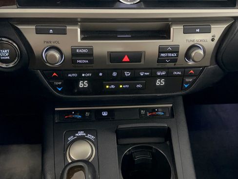 Used 2013 Lexus ES 350 w/ Luxury Pkg FWD image 22