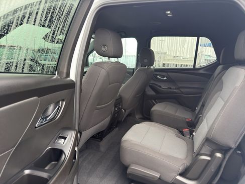 Used 2023 Chevrolet Traverse LT w/ Midnight/Sport Edition image 30