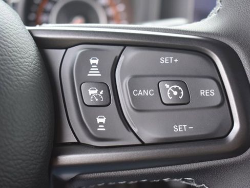 New 2026 Jeep Wrangler Rubicon w/ Steel Bumper Group image 19