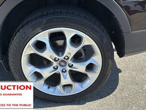 Used 2013 Ford Escape Titanium w/ Class II Trailer Tow Pkg FWD image 30