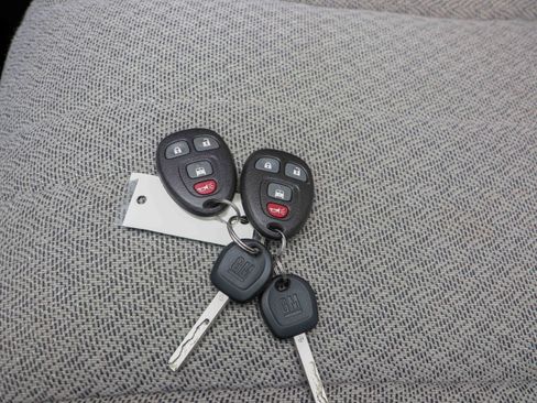 Used 2025 Chevrolet Express 3500 LS image 23