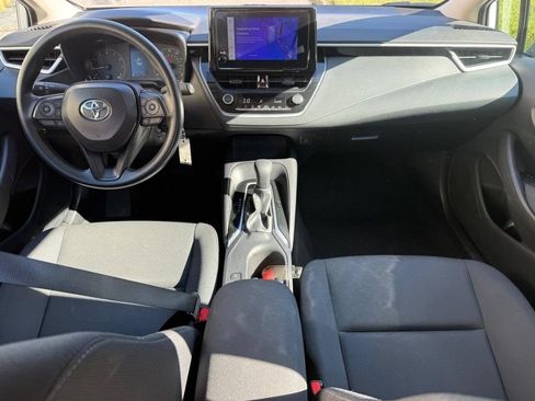 Certified 2025 Toyota Corolla LE FWD image 8