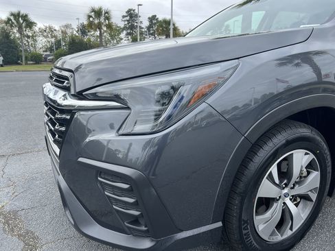 Used 2023 Subaru Ascent Premium w/ Convenience Package AWD/4WD image 6