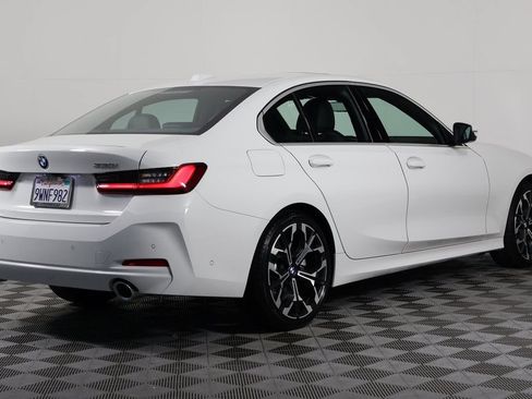 Used 2026 BMW 330i Sedan w/ Premium Package RWD image 4