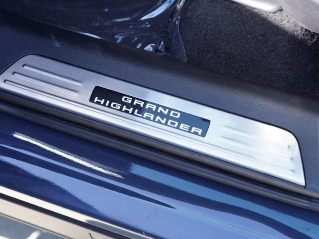 Certified 2025 Toyota Grand Highlander AWD Hybrid image 51