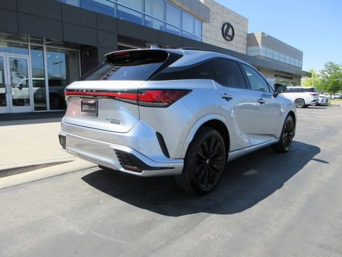 Used 2024 Lexus RX 500h F Sport AWD/4WD image 10
