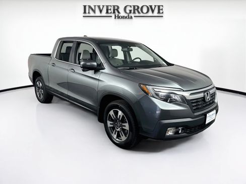Used 2017 Honda Ridgeline RTL-T image 3