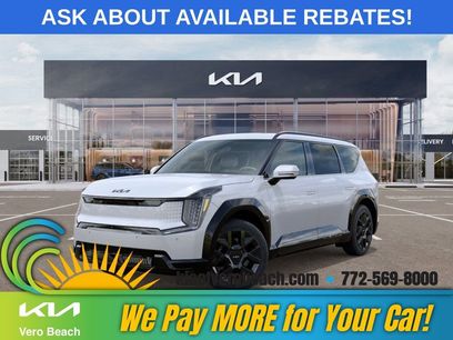 New 2026 Kia EV9 Land w/ Nightfall Edition Package