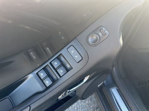 Used 2013 Chevrolet Camaro SS RWD image 21