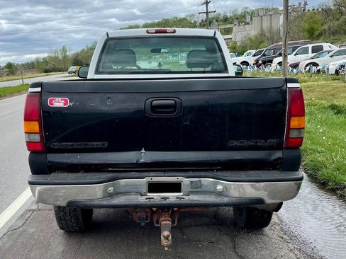 Used 2002 Chevrolet Silverado 2500 4x4 Regular Cab image 11
