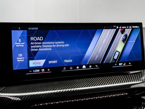 Used 2026 BMW M2 w/ Lighting Package image 78