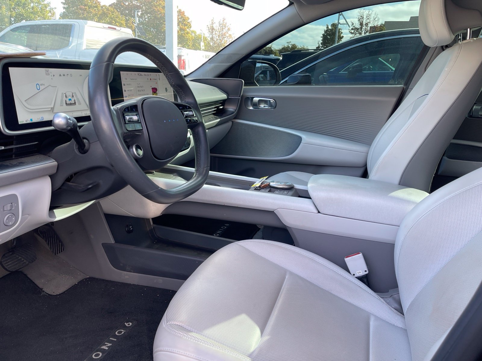 Used 2023 Hyundai Ioniq 6 SEL AWD/4WD image 5