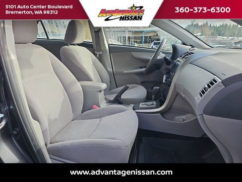Used 2010 Toyota Corolla image 24