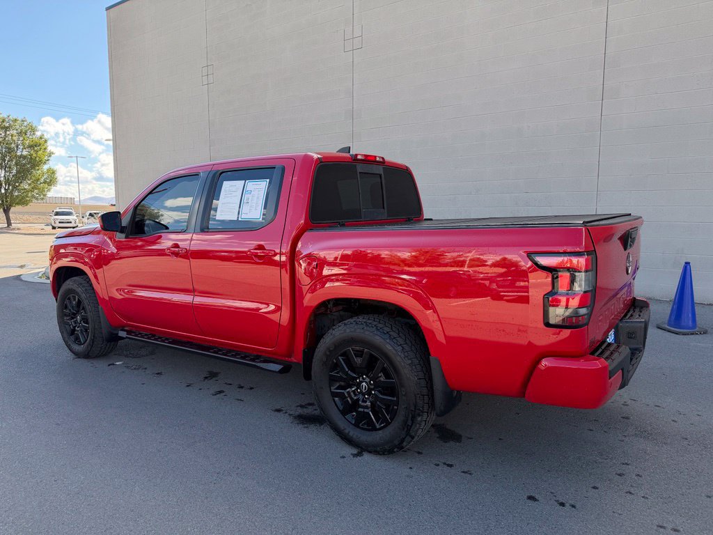 Used 2022 Nissan Frontier SV AWD/4WD image 3