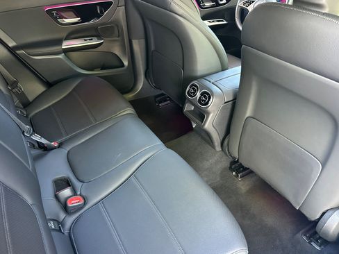 Certified 2025 Mercedes-Benz GLC 350e 4MATIC image 36