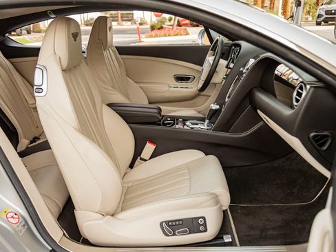Used 2015 Bentley Continental GT image 2