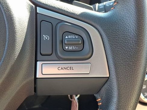 Used 2017 Subaru Crosstrek 2.0i Premium AWD/4WD image 21